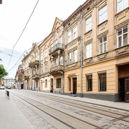 #1 Apartment Lviv Eksteriør billede