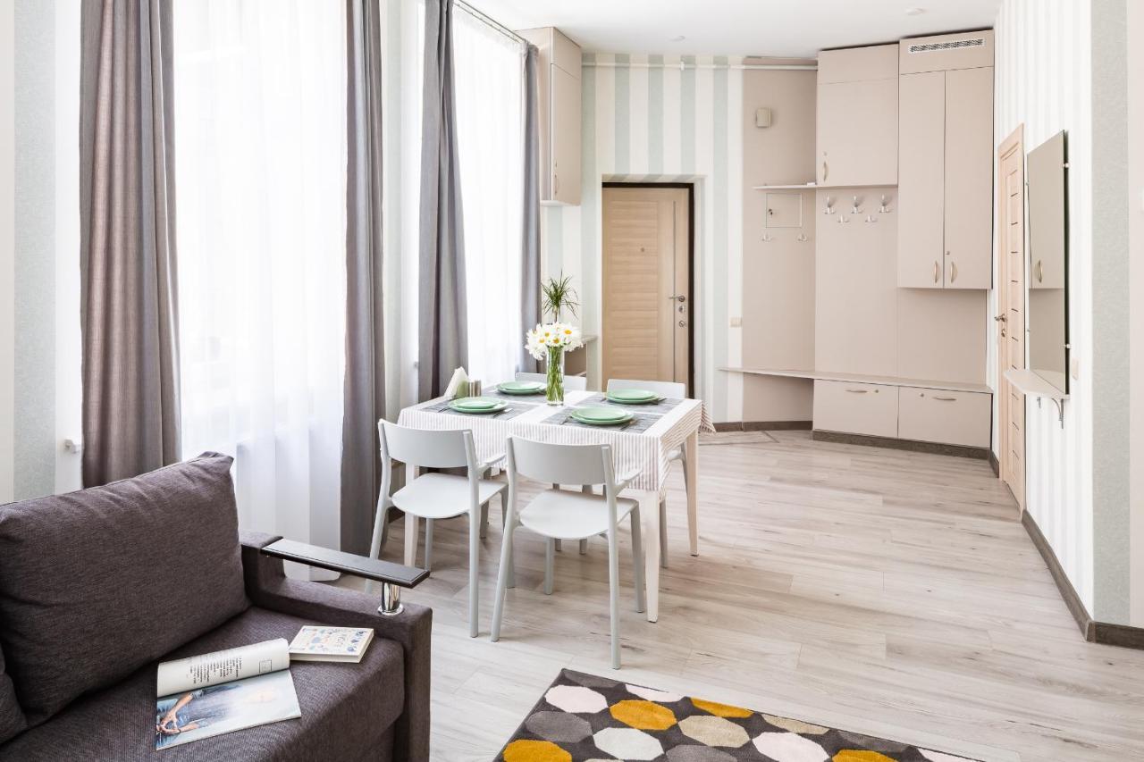 #1 Apartment Lviv Eksteriør billede